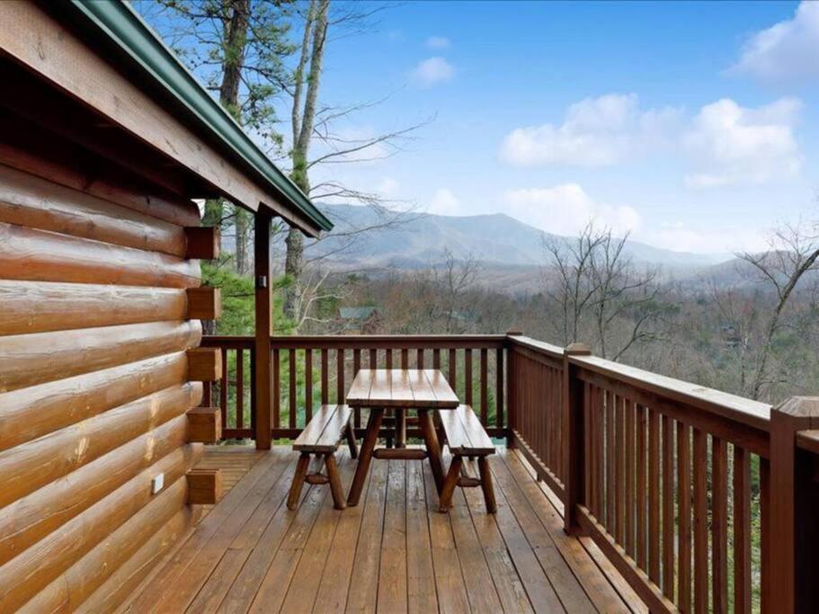 Вілла Breathtaking Views Of The Smokies, 3 Mins To Гатлінбург Екстер'єр фото